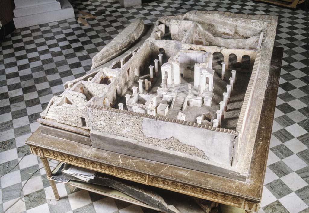 VIII.7.28 Pompeii. Looking west, across cork model of temple made by Giovanni Altieri in 1784.
Formerly in Medelhavsmuseet, Stockholm, Sweden, inventory number NM Drh Sk 281. Now deaccessioned.
Photo by Margareta Sjöblom. Medelhavsmuseet, Stockholm, Sweden.
See http://collections.smvk.se/carlotta-mhm/web/object/4072359