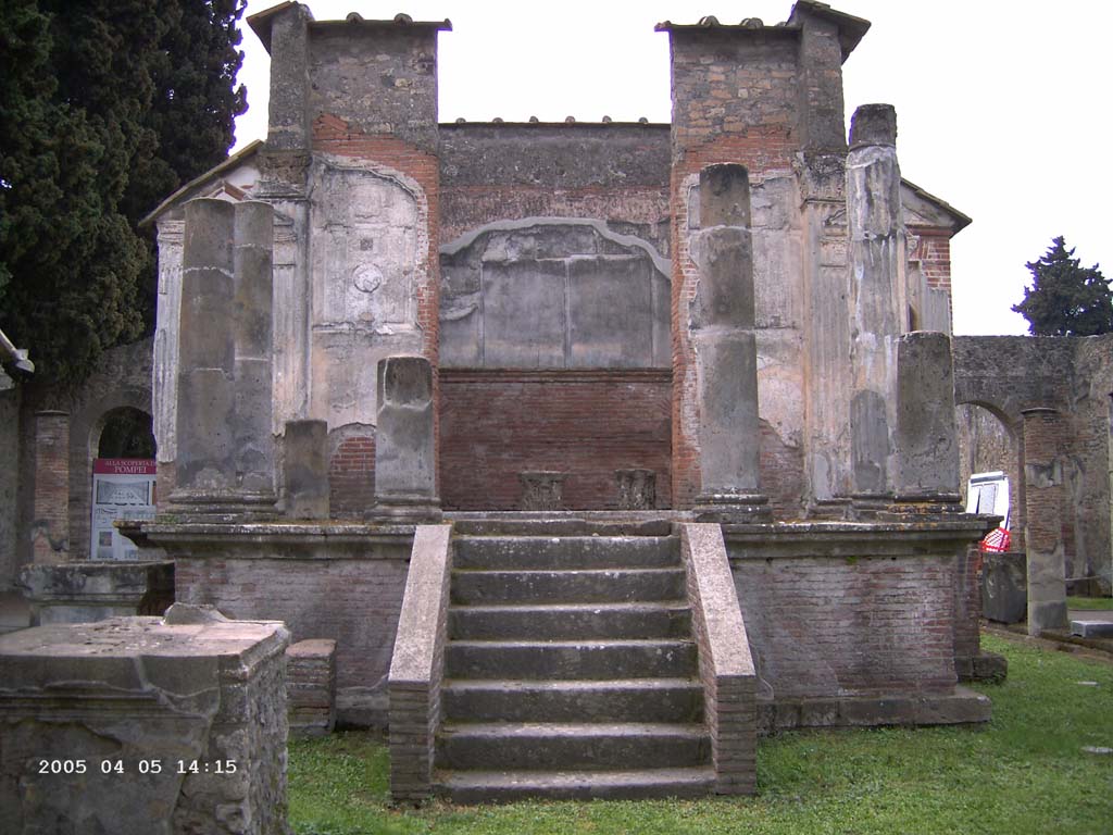 VIII.7.28 Pompeii. April 2005. Looking west across temple court towards steps to cella. Photo courtesy of Klaus Heese.