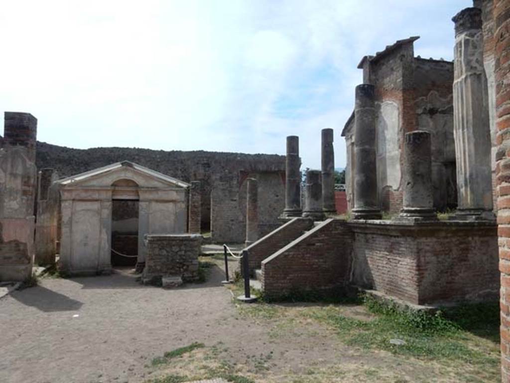 VIII.7.28 Pompeii. May 2017. Looking south across temple court and purgatorium.
Photo courtesy of Buzz Ferebee.