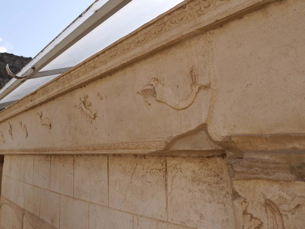 VIII.7.28 Pompeii. September 2018. Detail of stucco decoration on south side of Purgatorium.
Foto Anne Kleineberg, ERC Grant 681269 DÉCOR.