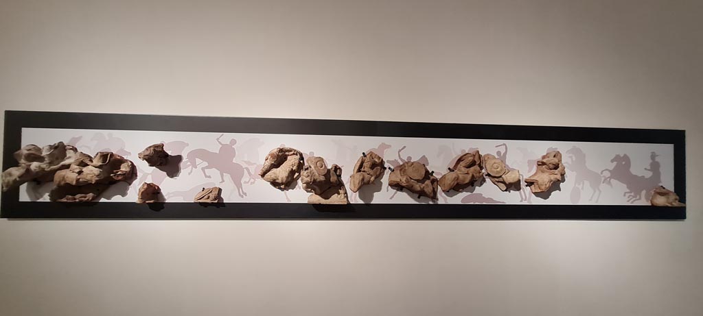 VIII.7.31 Pompeii. April 2023. 
Terracotta frieze found in the area of the Triangular Forum, now on display in “Campania Romana” gallery in Naples Archaeological Museum.
Photo courtesy of Giuseppe Ciaramella.