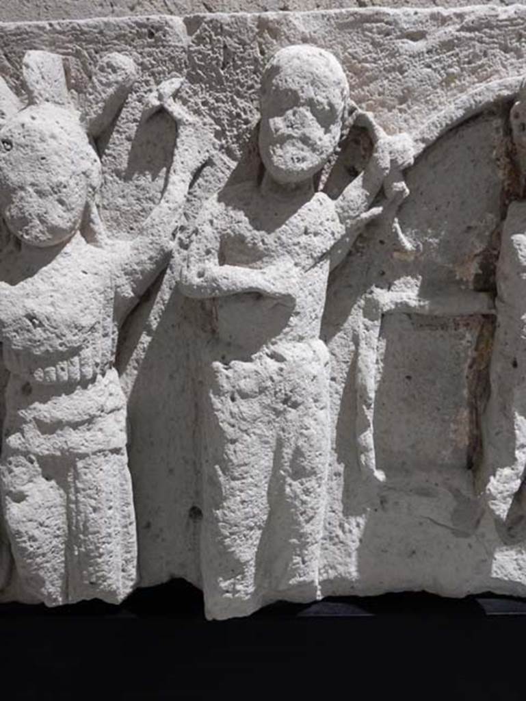VIII.7.31 Pompeii, May 2018. Detail of central figure, perhaps Hermes. Photo courtesy of Buzz Ferebee.