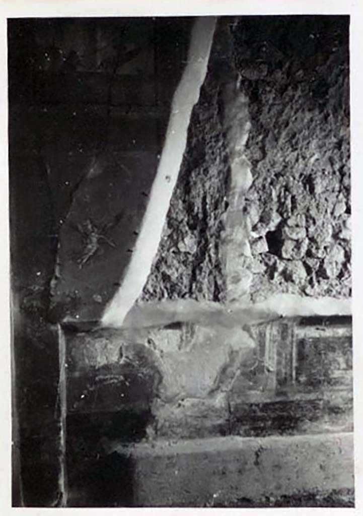 IX.1.7 Pompeii. Pre-1943. North wall of triclinium with painted plaster in recess. 
Photo by Tatiana Warscher.
According to Warscher, on the left side panel the figure of Nike was preserved. 
See Warscher, T. Codex Topographicus Pompeianus, IX.1. (1943), Swedish Institute, Rome. (no.35), p. 66.