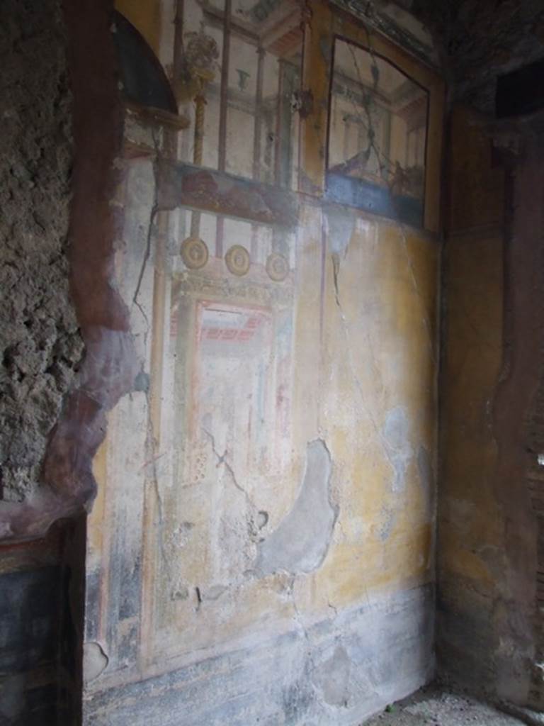 IX.1.7 Pompeii. December 2007. North-east corner of triclinium with painted decoration.