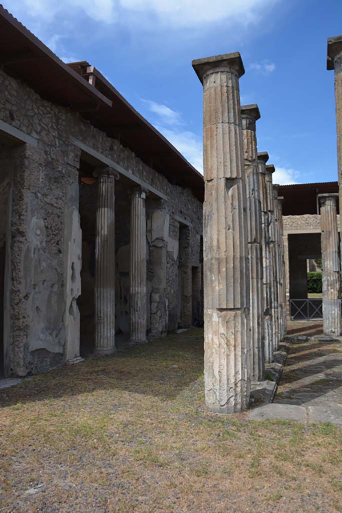 IX.1.20 Pompeii. September 2019. Room 2, looking north along west side of atrium.  
Foto Annette Haug, ERC Grant 681269 DÉCOR
