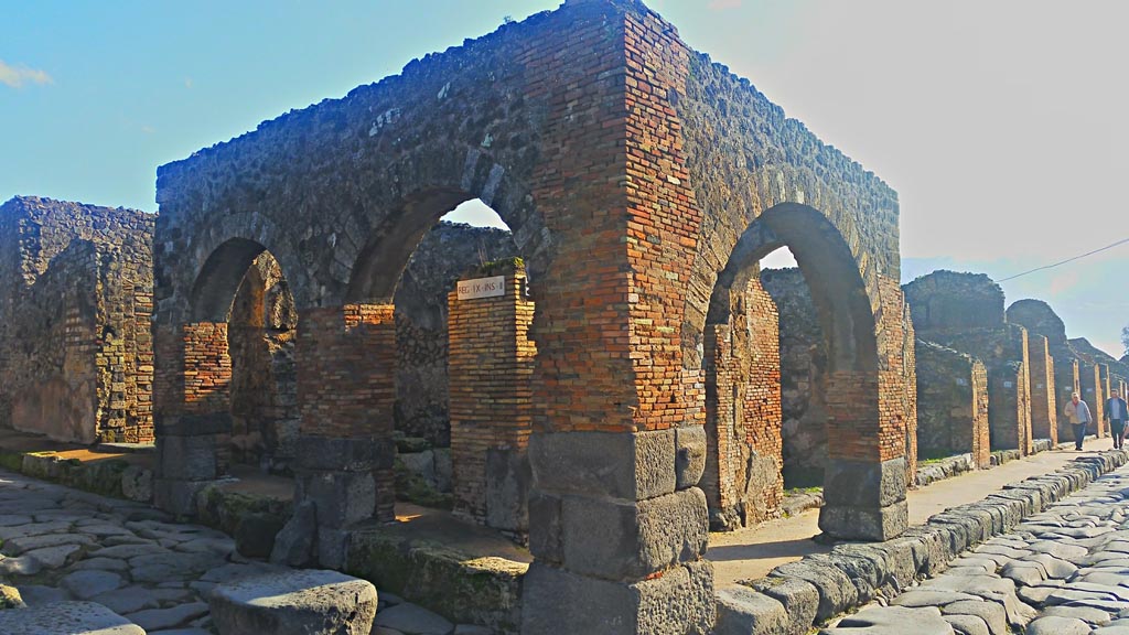 IX.2.1 Pompeii. December 2019. 
Looking south-east towards east side of Via Stabiana, on right. Photo courtesy of Giuseppe Ciaramella.