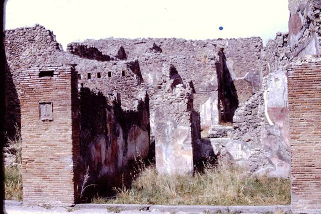 IX.2.7 Pompeii. 1966. Looking east to entrance on Via Stabiana. Photo by Stanley A. Jashemski.
Source: The Wilhelmina and Stanley A. Jashemski archive in the University of Maryland Library, Special Collections (See collection page) and made available under the Creative Commons Attribution-Non Commercial License v.4. See Licence and use details.
J66f0127