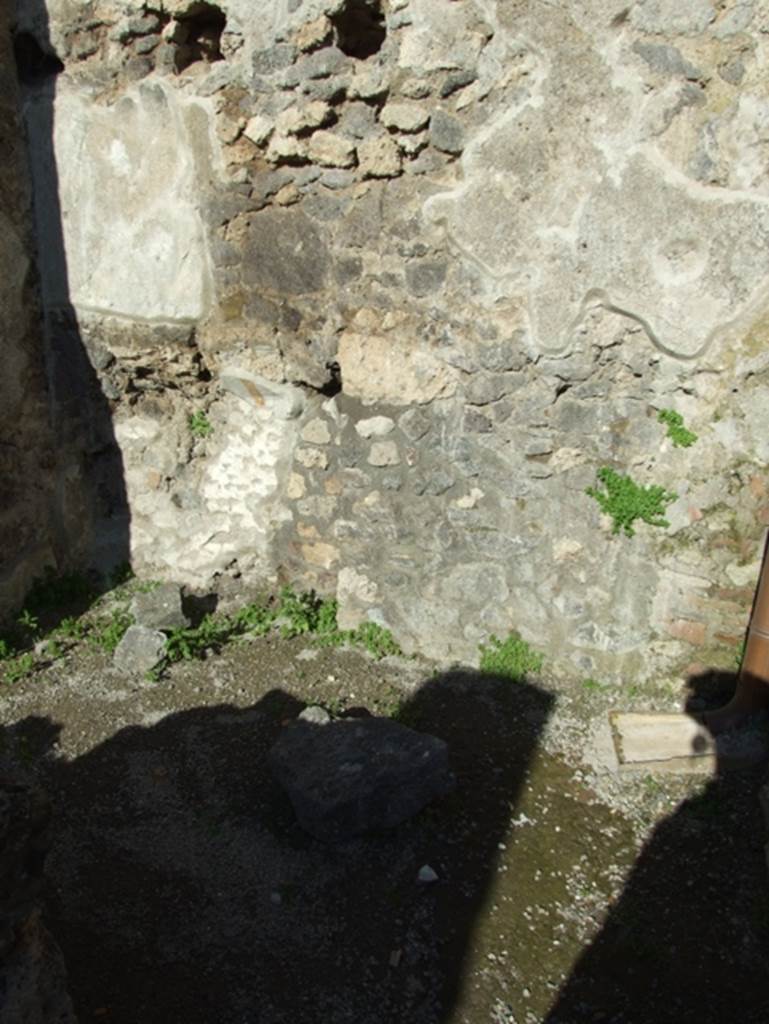 IX.3.4 Pompeii. March 2009. East wall of rear room in north-east corner of shop.