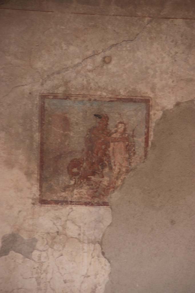 IX.3.5 Pompeii. September 2017. 
Room 16, wall painting of Chiron and Achilles, from centre of south wall.
Photo courtesy of Klaus Heese.