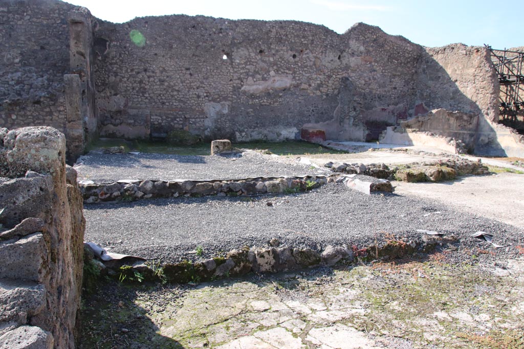 IX.3.22 Pompeii. October 2022. Looking west from rooms on south side of atrium, on right. Photo courtesy of Klaus Heese.