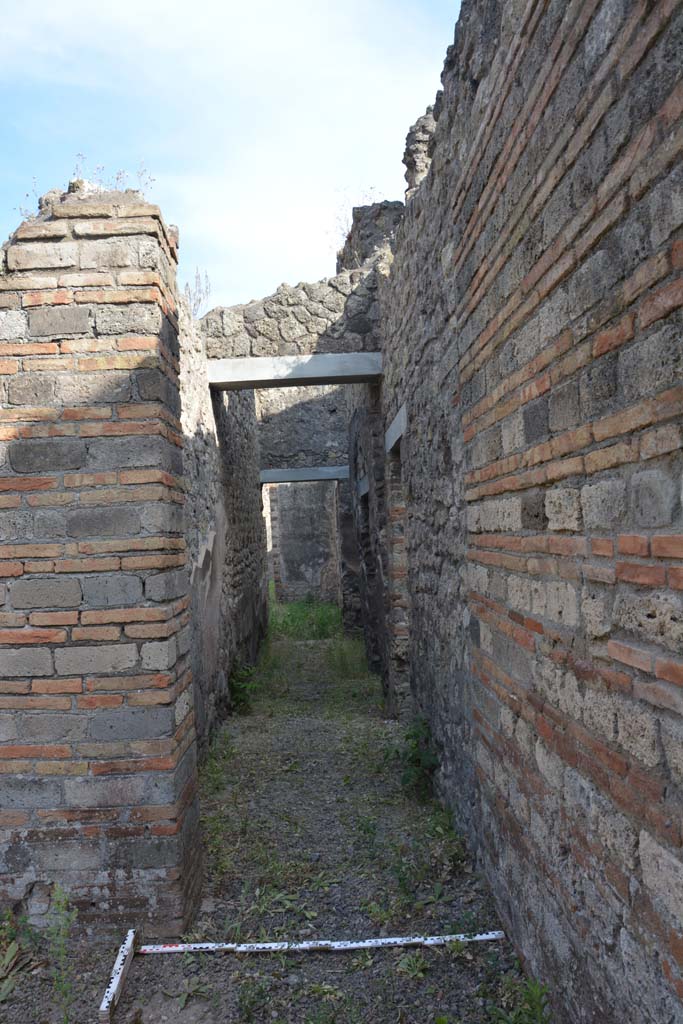 IX.5.2 Pompeii. May 2017. Corridor ‘m’, looking south.
Foto Christian Beck, ERC Grant 681269 DÉCOR.