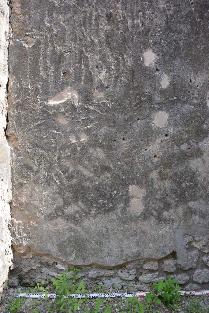 IX.5.2 Pompeii. May 2017. Room ‘r’, lower south wall in south-east corner.
Foto Christian Beck, ERC Grant 681269 DÉCOR.