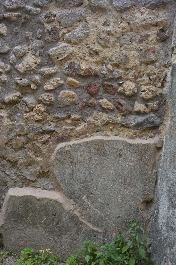 IX.5.2 Pompeii. May 2017. Room ‘y’, detail of north wall in north-east corner.
Foto Christian Beck, ERC Grant 681269 DÉCOR.