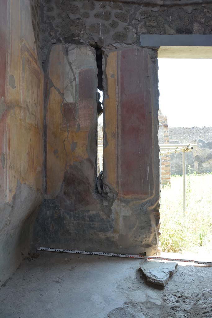 IX.5.2 Pompeii. May 2017. Room ‘u’, south wall on east side in south-east corner.
Foto Christian Beck, ERC Grant 681269 DÉCOR.