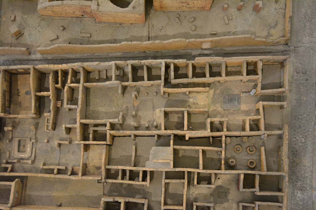 IX.5.2 Pompeii, centre right. July 2017. Rooms in north-west corner of insula.  
From cork model in Naples Archaeological Museum.
Foto Annette Haug, ERC Grant 681269 DÉCOR