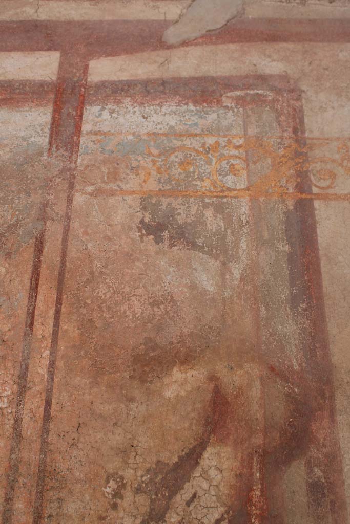 IX.5.2 Pompeii. May 2019. 
Room ‘c’, detail from south wall on west side of central wall painting.
Foto Christian Beck, ERC Grant 681269 DÉCOR.