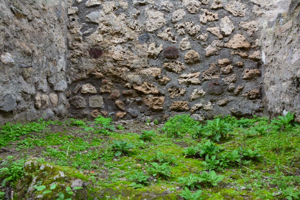 IX.5.4 Pompeii. March 2017. Room e, lower west wall in structure. 
Foto Christian Beck, ERC Grant 681269 DÉCOR.
