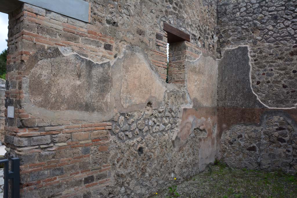 IX.5.4 Pompeii. March 2017. Room a, north wall and north-east corner.
Foto Christian Beck, ERC Grant 681269 DÉCOR.