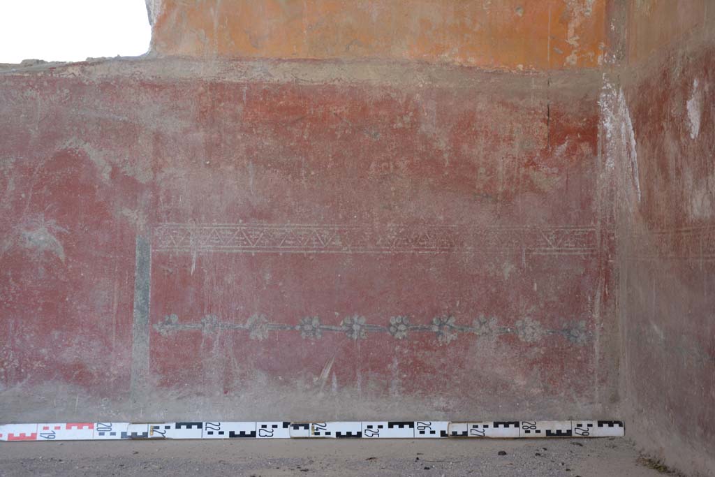 IX.5.6 Pompeii. May 2017. Room i, zoccolo from south wall in south-west corner.          
Foto Christian Beck, ERC Grant 681269 DÉCOR.