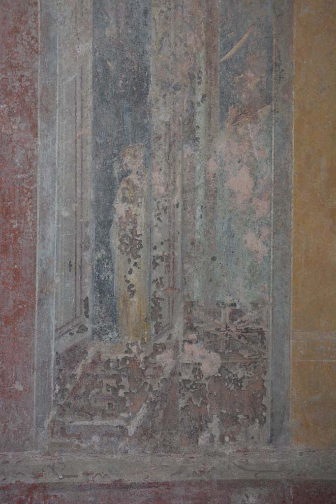 IX.5.6 Pompeii. May 2017. 
Room i, detail of figure on dividing panel from west wall at north end.
Foto Christian Beck, ERC Grant 681269 DÉCOR.
