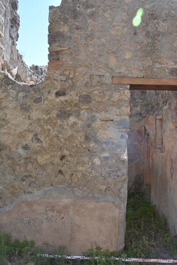 IX.5.6 Pompeii. May 2017. Room n, west side, wall on south side of doorway to room s. 
Foto Christian Beck, ERC Grant 681269 DÉCOR.