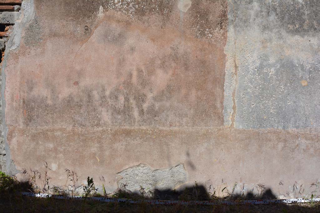 IX.5.6 Pompeii. May 2017. 
Room n, east side, detail of wall on south side of doorway to room o, with doorway to room p, on right.
Foto Christian Beck, ERC Grant 681269 DÉCOR.