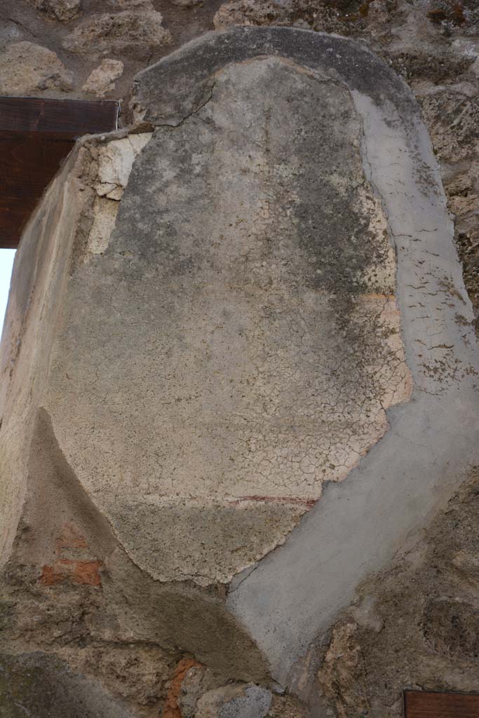 IX.5.6 Pompeii. May 2017. Room o, detail from upper west wall on north side of window. 
Foto Christian Beck, ERC Grant 681269 DÉCOR.