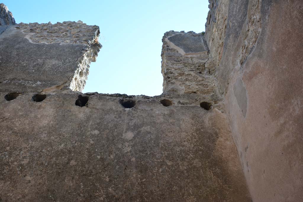 IX.5.6 Pompeii. May 2017. Room p, upper west wall.
Foto Christian Beck, ERC Grant 681269 DÉCOR.