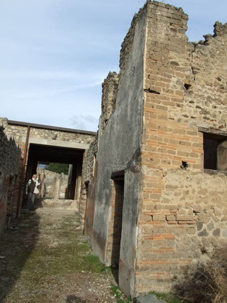 IX.5.6 Pompeii. December 2007. Looking north to east side of room n, with doorways to rooms o and p.