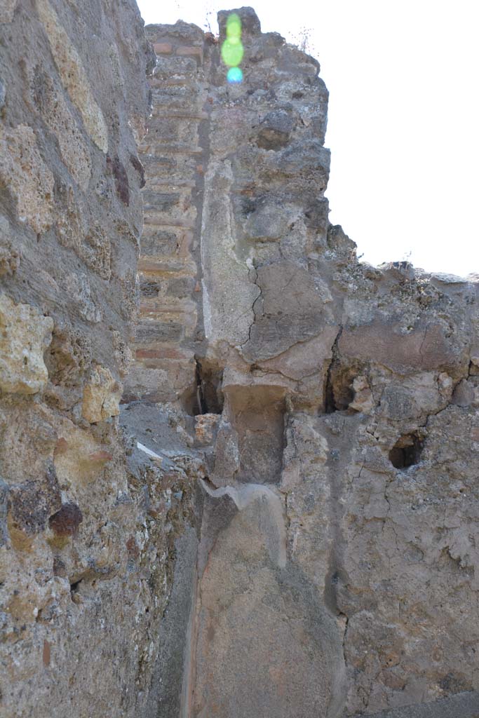 IX.5.6 Pompeii. May 2017. Room s, upper south wall in south-east corner.
Foto Christian Beck, ERC Grant 681269 DÉCOR.