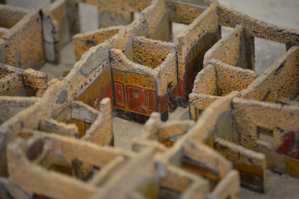 IX.5.6 Pompeii, in centre. July 2017. 
Looking north-west towards decorated walls in entrance corridor, west ala, and other rooms around atrium.  
From cork model in Naples Archaeological Museum.
Foto Annette Haug, ERC Grant 681269 DÉCOR.