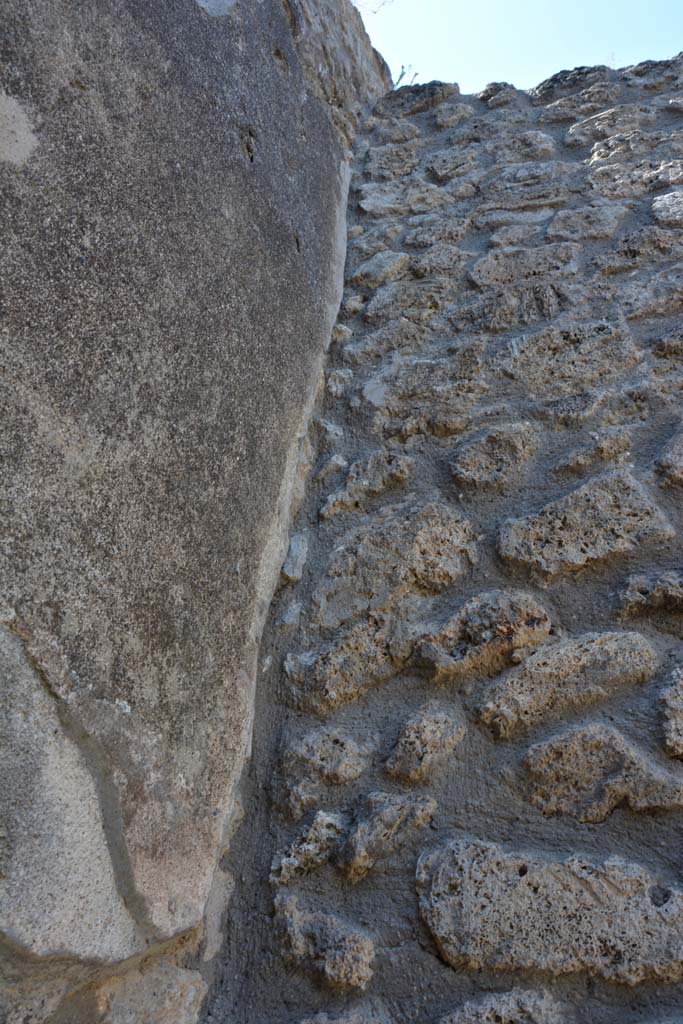 IX.5.6 Pompeii. May 2017. Room b, upper north-west corner.
Foto Christian Beck, ERC Grant 681269 DÉCOR.