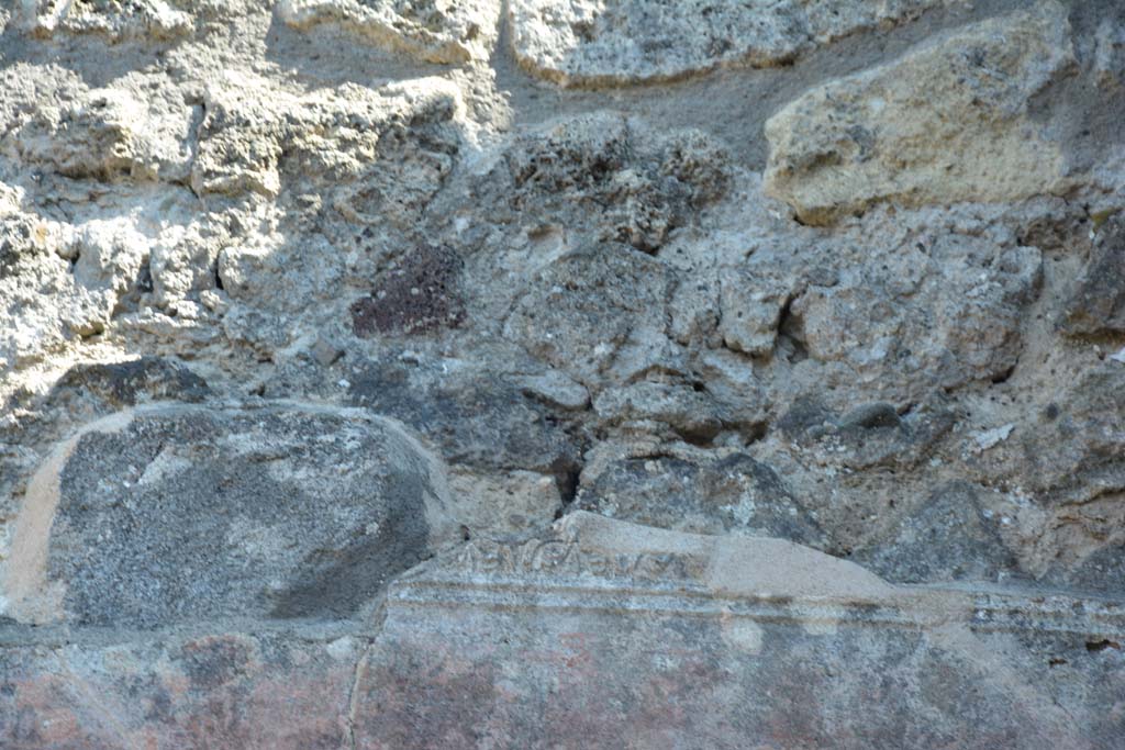 IX.5.6 Pompeii. May 2017. West ala d, detail of stucco decoration remaining on upper south wall in south-west corner.
Foto Christian Beck, ERC Grant 681269 DÉCOR.