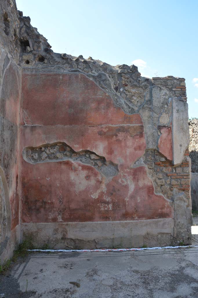 IX.5.6 Pompeii. May 2017. West ala d, looking towards north wall.
Foto Christian Beck, ERC Grant 681269 DÉCOR.