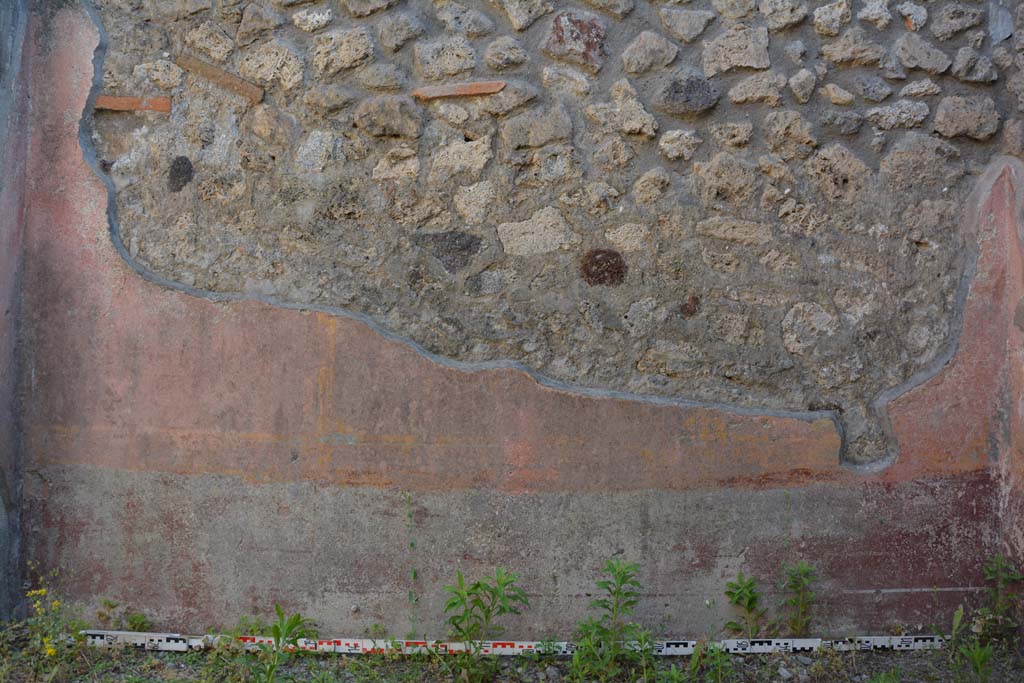 IX.5.6 Pompeii. May 2017. Room f, lower west wall.
Foto Christian Beck, ERC Grant 681269 DÉCOR.