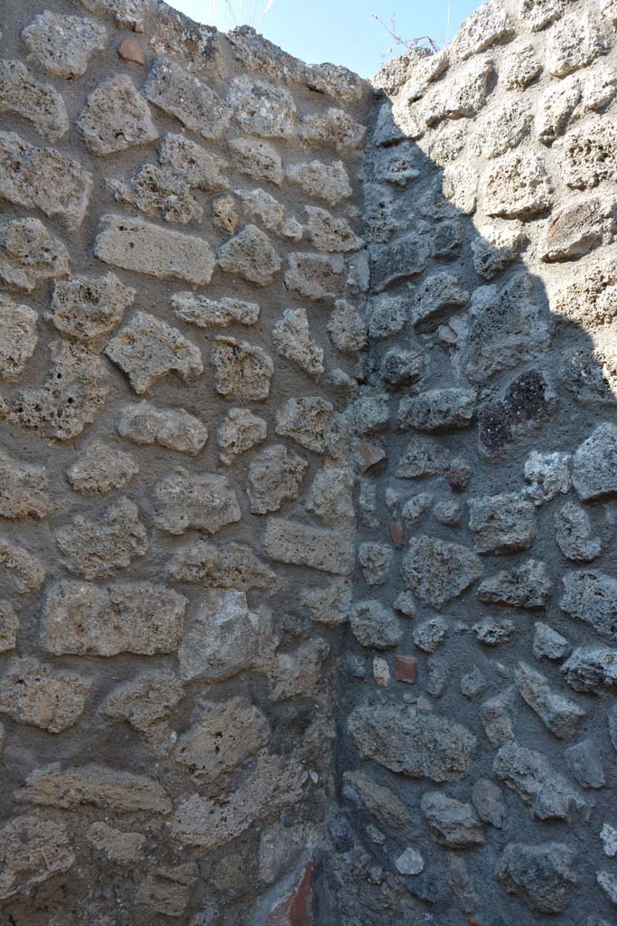 IX.5.6 Pompeii. May 2017. Room f, upper north-west corner. 
Foto Christian Beck, ERC Grant 681269 DÉCOR.