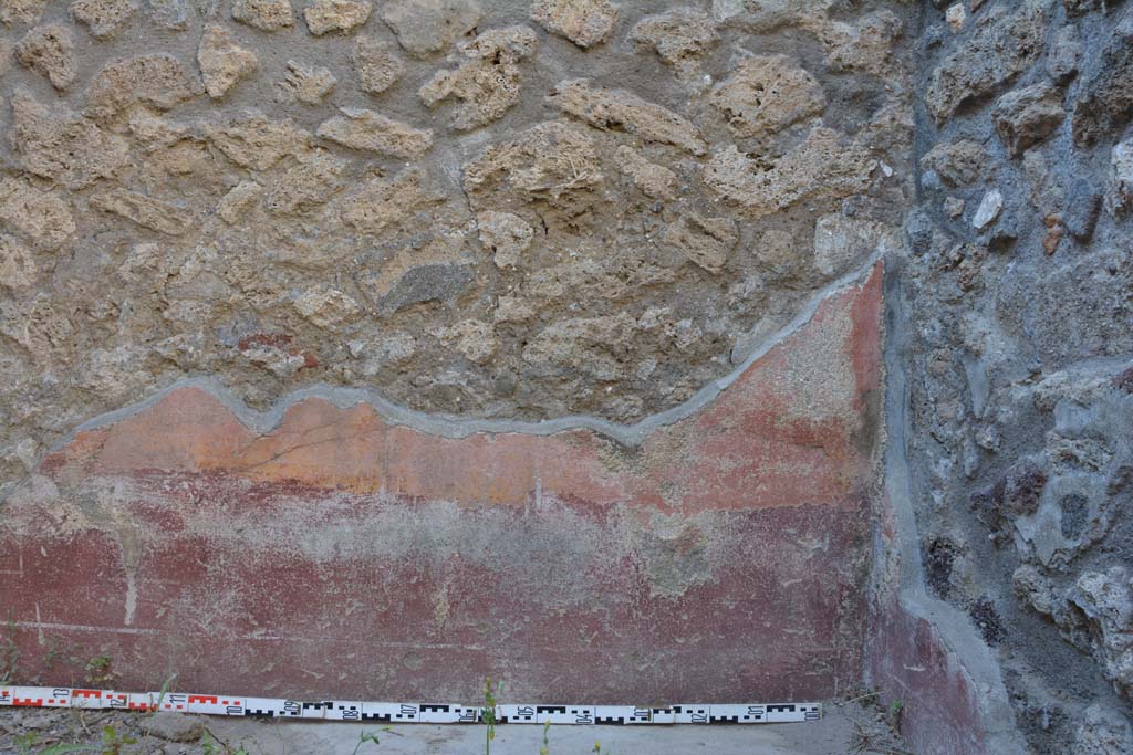IX.5.6 Pompeii. May 2017. Room f, north wall at east end in north-east corner. 
Foto Christian Beck, ERC Grant 681269 DÉCOR.