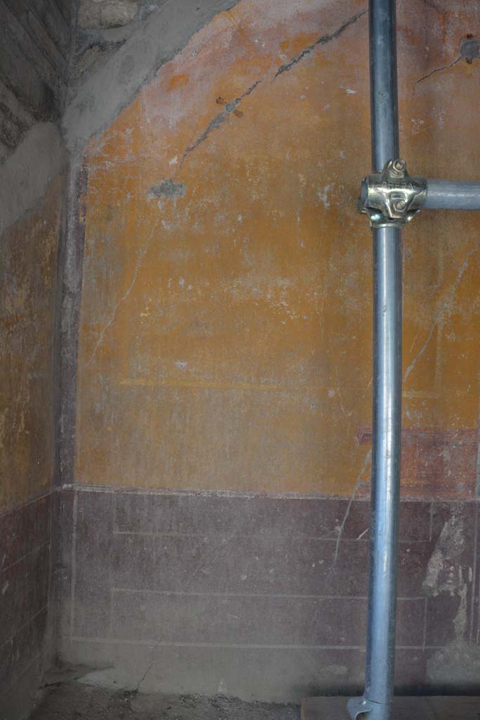 IX.5.6 Pompeii. May 2017. Room g, north wall at west end.  
Foto Christian Beck, ERC Grant 681269 DÉCOR.