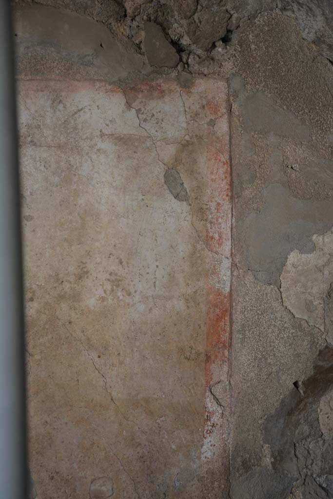 IX.5.6 Pompeii. May 2017. 
Room m, west wall in north-west corner, detail of remaining painted decoration. 
Foto Christian Beck, ERC Grant 681269 DÉCOR.