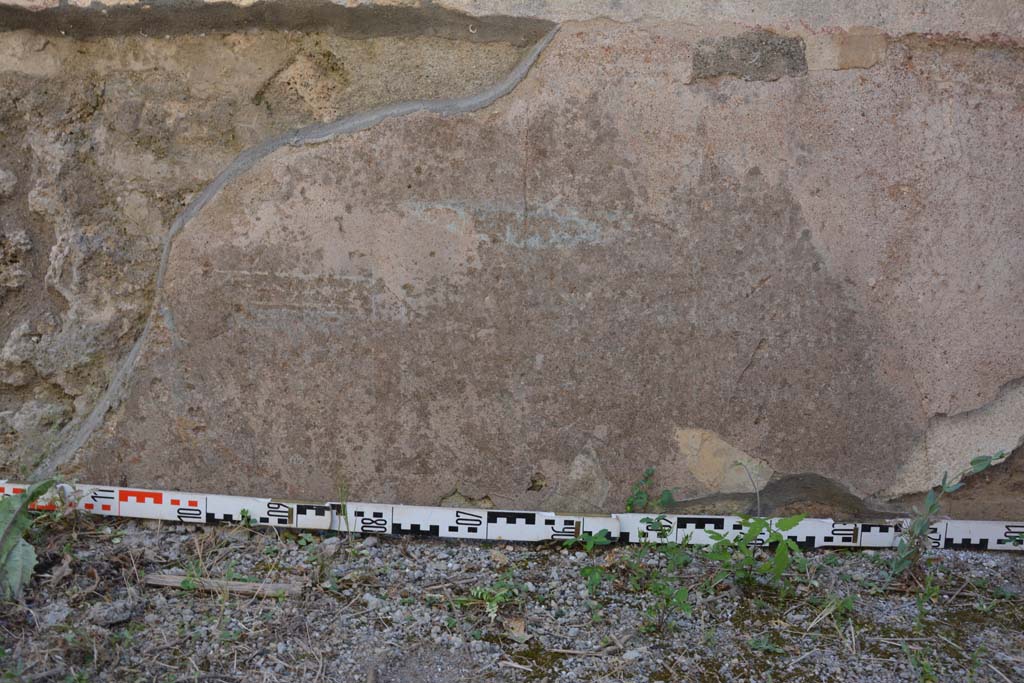 IX.5.6 Pompeii. May 2017. Room a, remaining decoration on zoccolo of west wall.
Foto Christian Beck, ERC Grant 681269 DÉCOR.