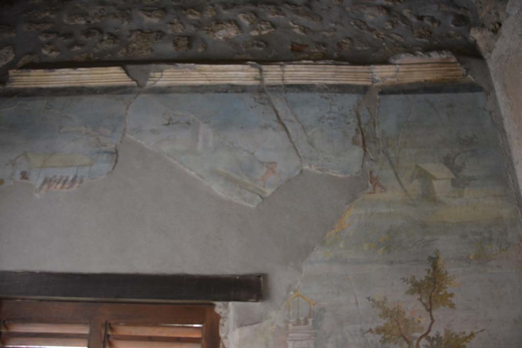 IX.5.9 Pompeii. March 2017. Room “l (L)”, upper south wall above window in south-west corner.  
Foto Christian Beck, ERC Grant 681269 DÉCOR.