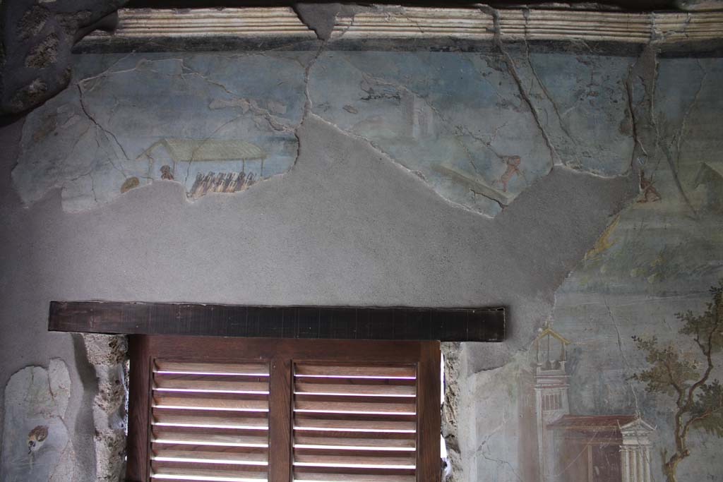 IX.5.9 Pompeii. May 2019. Room “l (L)”, upper south wall above window.  
Foto Christian Beck, ERC Grant 681269 DÉCOR.