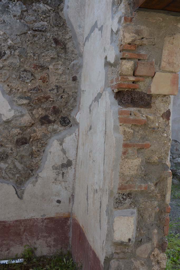 IX.5.9 Pompeii. May 2017. Room “o”, north-west corner and north side of doorway. 
Foto Christian Beck, ERC Grant 681269 DÉCOR.