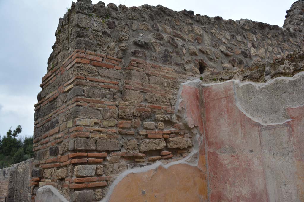 IX.5.9 Pompeii. March 2017. Room “p”, upper north-east corner with painted decoration.
Foto Christian Beck, ERC Grant 681269 DÉCOR.
