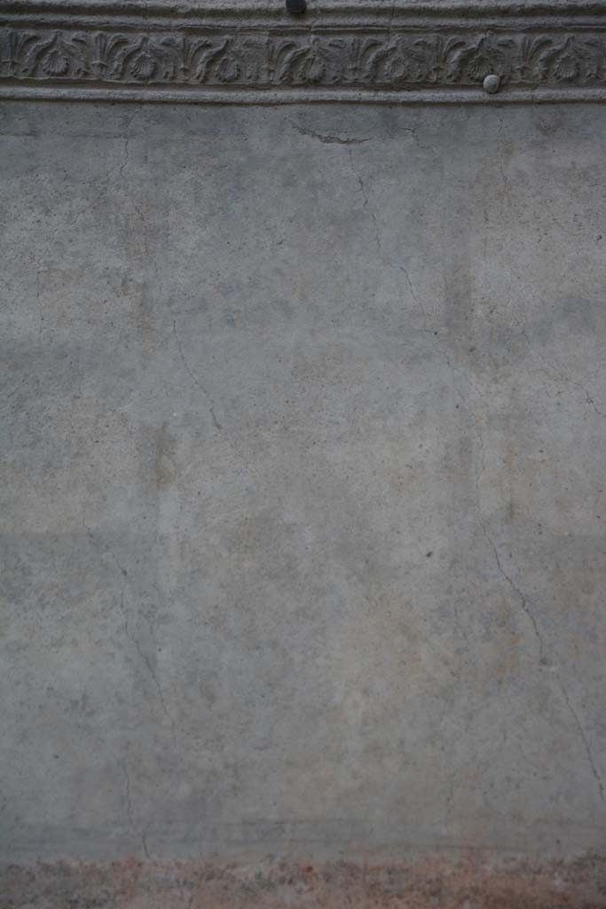IX.5.9 Pompeii. March 2017. 
Room “p”, detail of faded architectural decoration from upper south wall. 
Foto Christian Beck, ERC Grant 681269 DÉCOR.