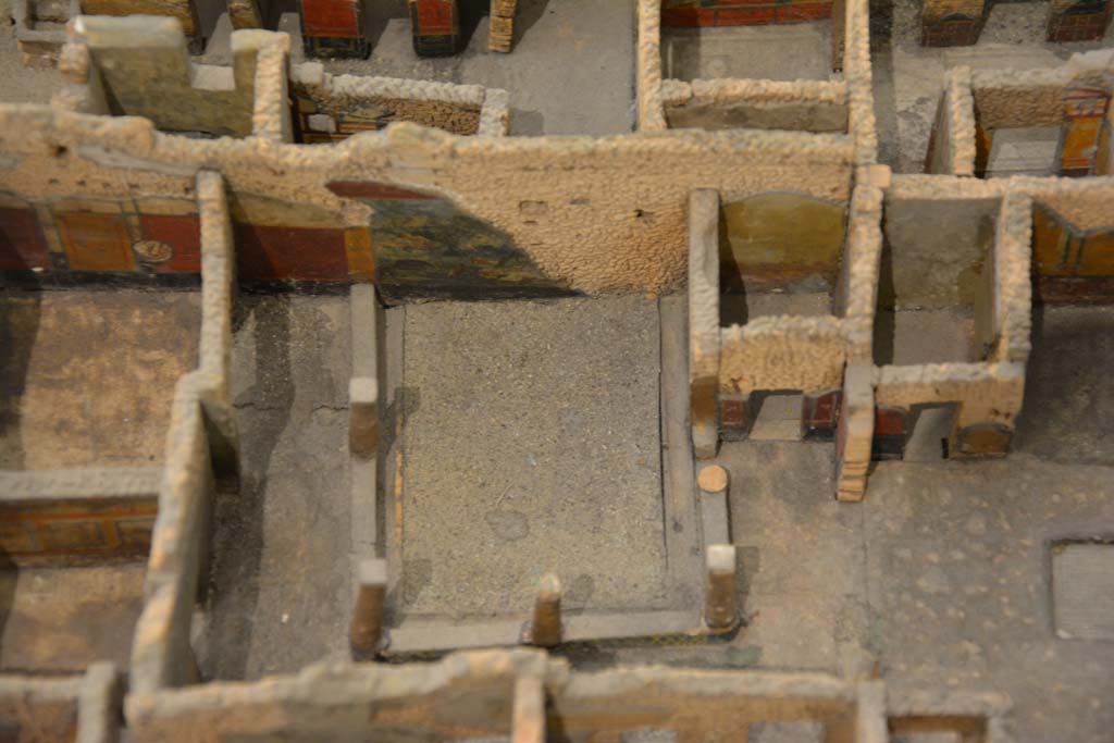 IX.5.9 Pompeii.  July 2017. Looking towards west wall of garden area.   
From cork model in Naples Archaeological Museum.
Foto Annette Haug, ERC Grant 681269 DÉCOR