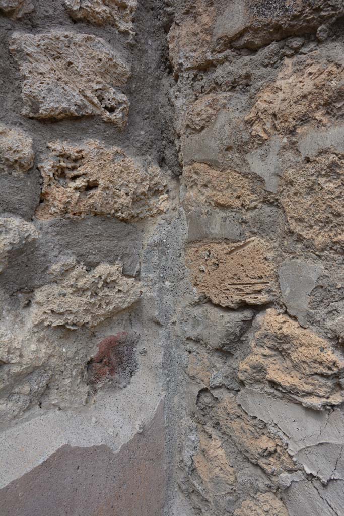 IX.5.9 Pompeii. May 2017. Room “d”, north-west corner.
Foto Christian Beck, ERC Grant 681269 DÉCOR.