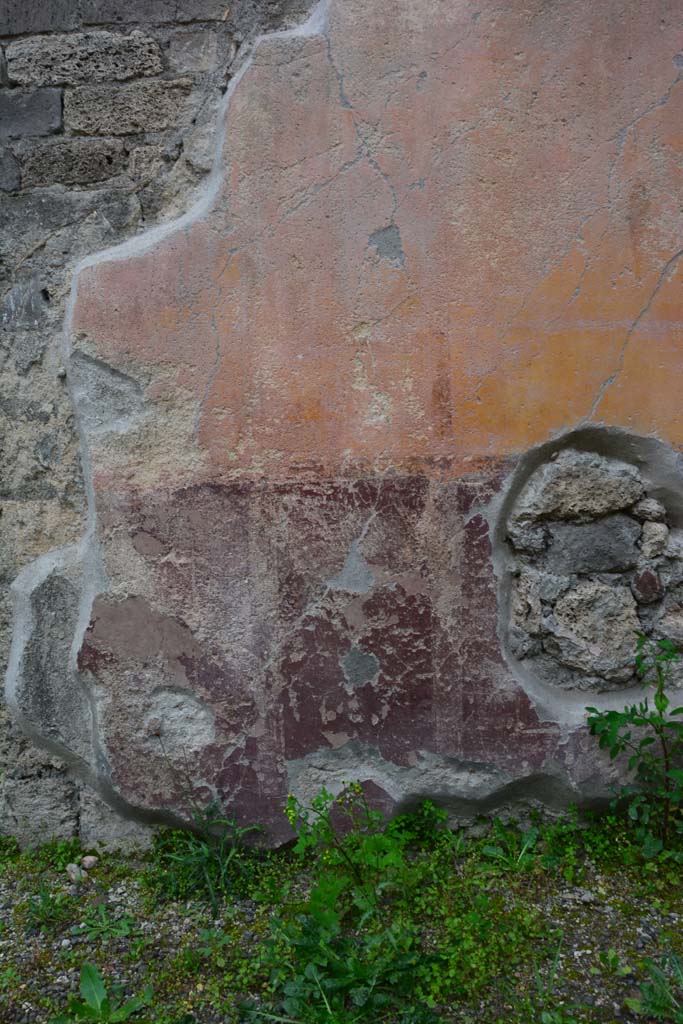 IX.5.9 Pompeii. March 2017. Room “d”, lower south wall at east end.
Foto Christian Beck, ERC Grant 681269 DÉCOR.