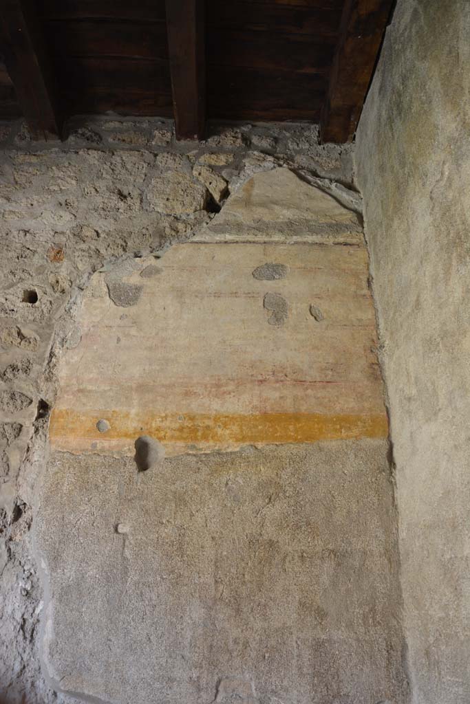 IX.5.9 Pompeii. May 2017. Room “e”, upper south wall in south-west corner. 
Foto Christian Beck, ERC Grant 681269 DÉCOR.