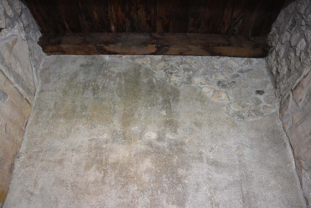 IX.5.9 Pompeii. May 2017. Room “e”, upper west wall. 
Foto Christian Beck, ERC Grant 681269 DÉCOR.